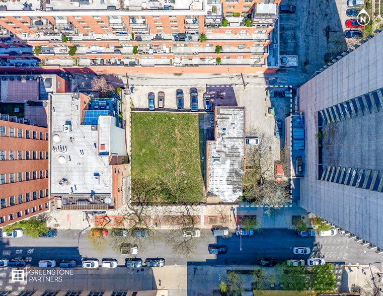 10 W Erie St, Chicago, IL à vendre - Photo du bâtiment - Image 3 de 9