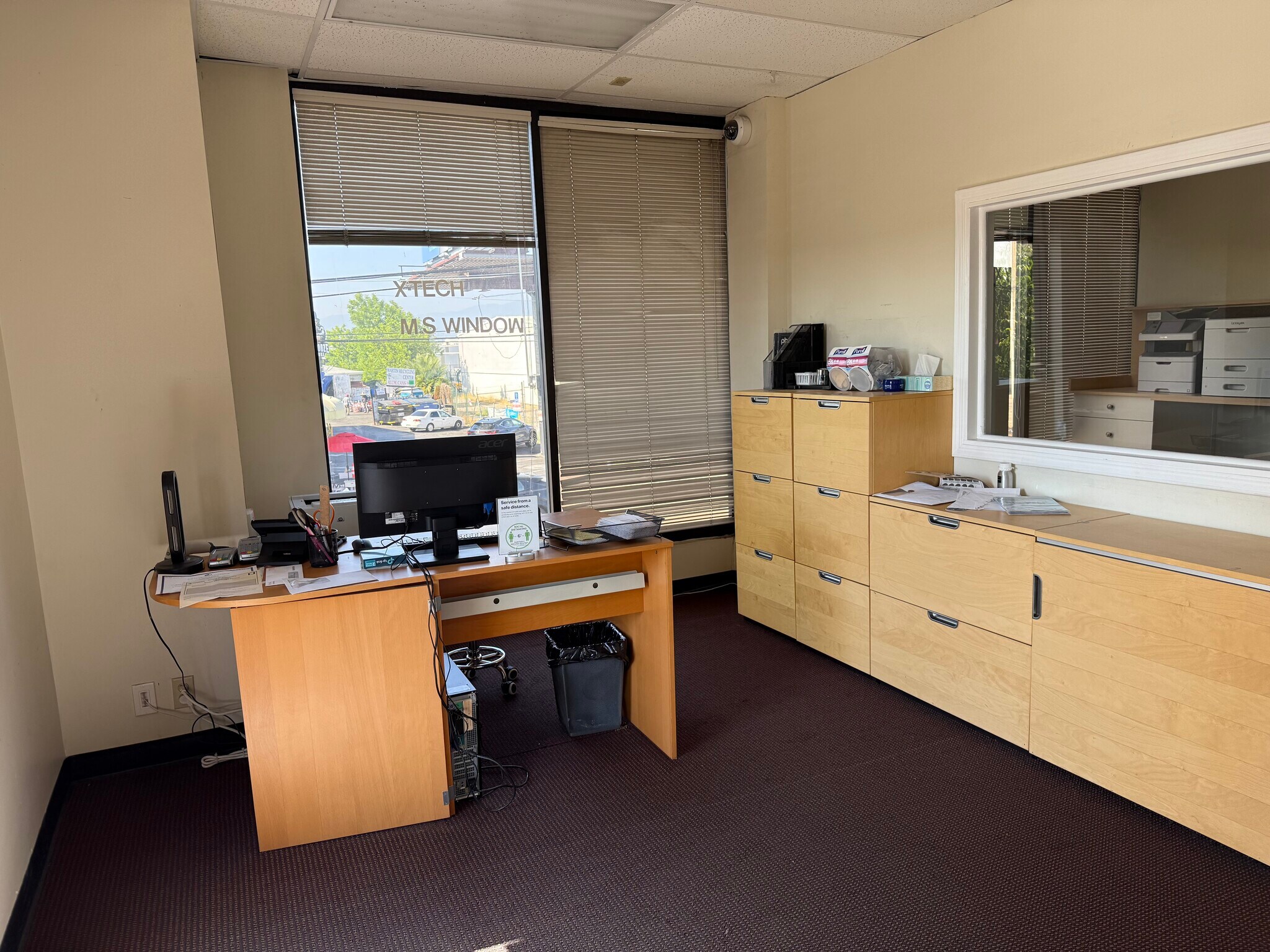 16430-16438 Vanowen St, Van Nuys, CA for lease Interior Photo- Image 1 of 12