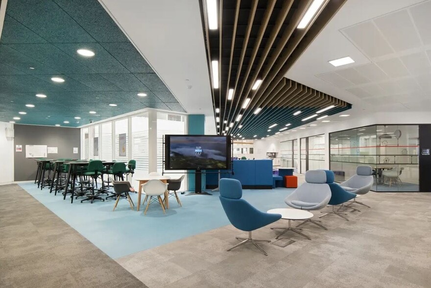 20 Finsbury St, London for lease - Interior Photo - Image 3 of 8