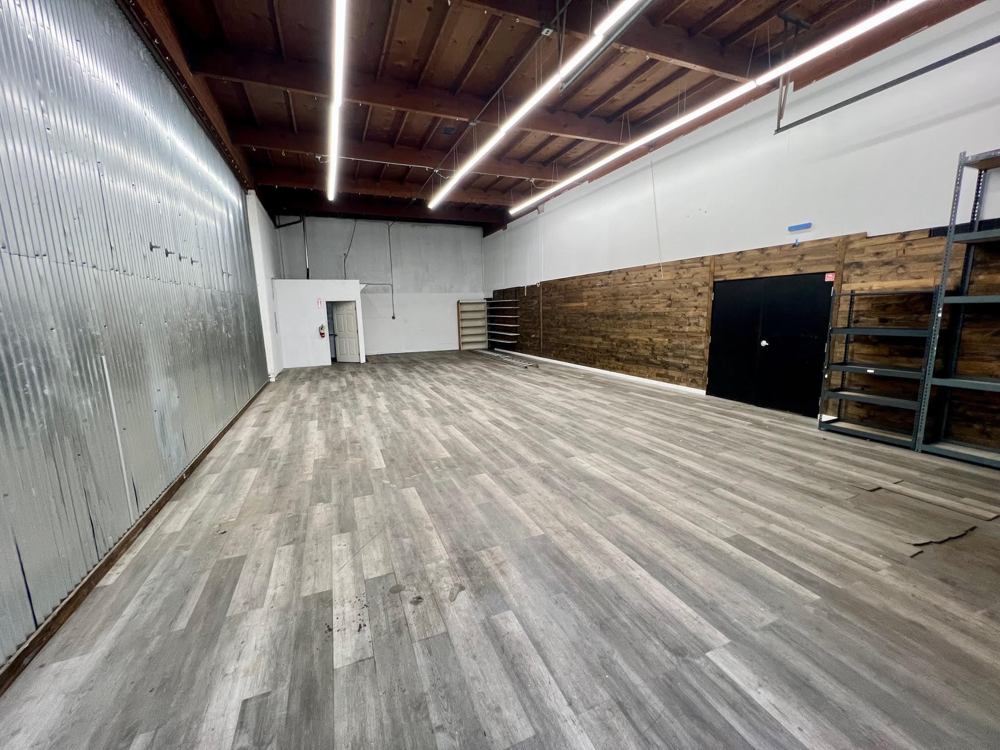 1121 E Francisco Blvd, San Rafael, CA à louer Photo intérieure- Image 1 de 7