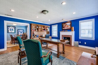 209 S Main St, Lindale, TX for lease Interior Photo- Image 1 of 13