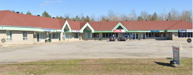 Plus de détails pour 93 Rue Maple, Grenville, QC - Commerce de détail à louer