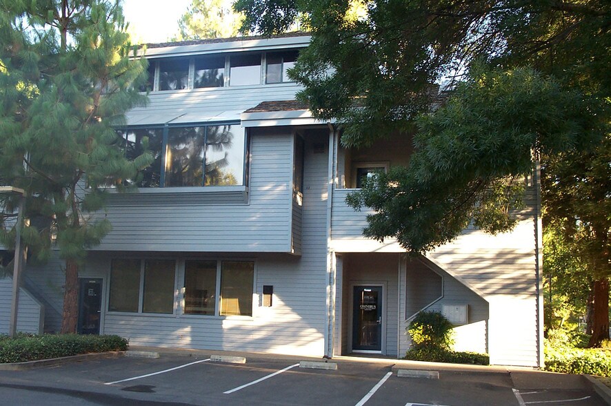 945 University Ave, Sacramento, CA à louer - Autre - Image 3 de 12