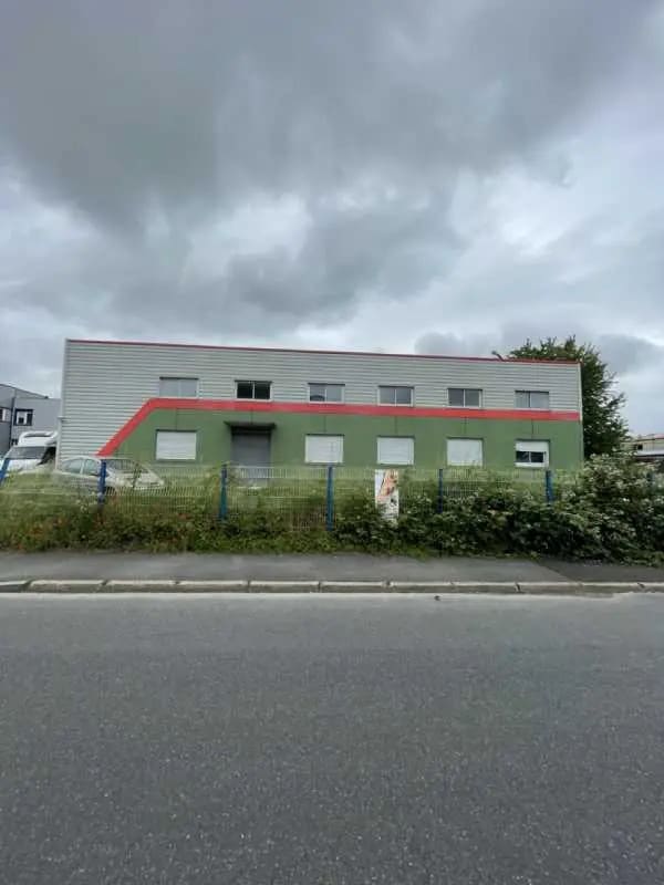 Flex in Mareuil-lès-Meaux for sale Building Photo- Image 1 of 2