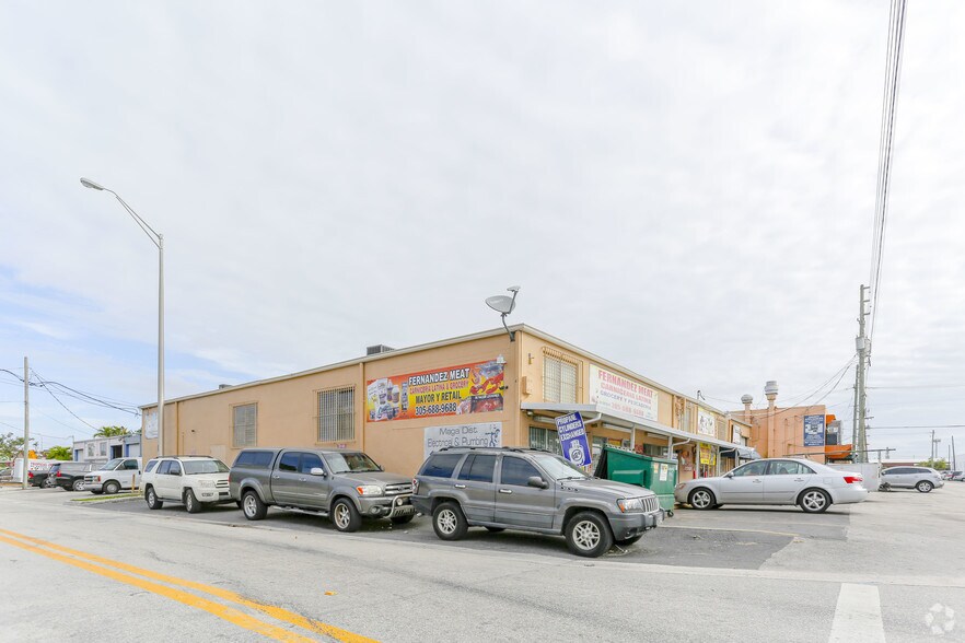 4125 E 10th Ct, Hialeah, FL for sale - Primary Photo - Image 1 of 13