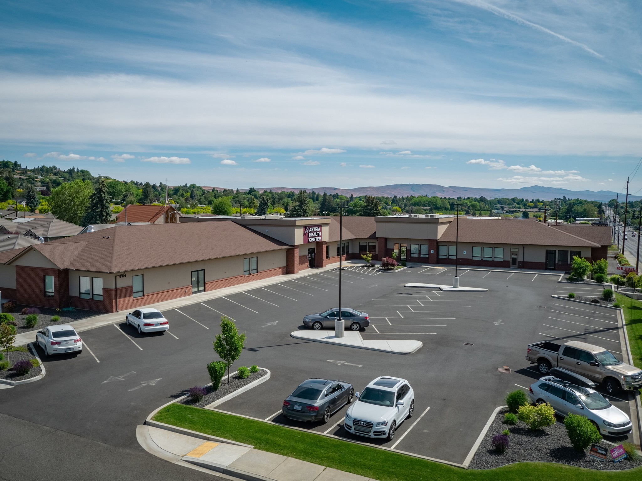 6101 Summitview Ave, Yakima, WA for sale Primary Photo- Image 1 of 1