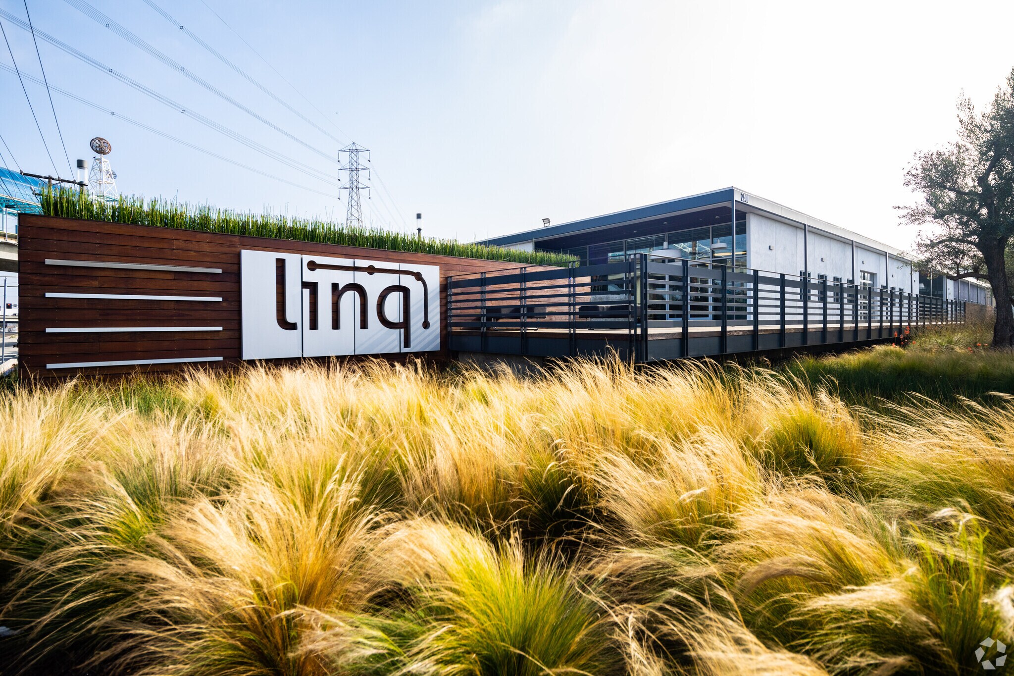 2400 Marine Ave, Redondo Beach, CA à louer Photo du bâtiment- Image 1 de 4