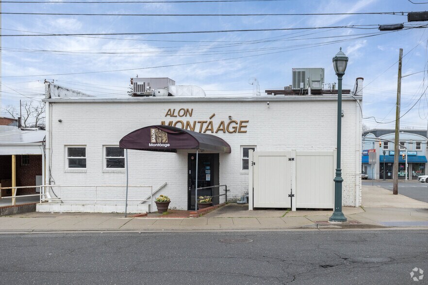 2816 Long Beach Rd, Oceanside, NY à louer - Photo du bâtiment - Image 3 de 6