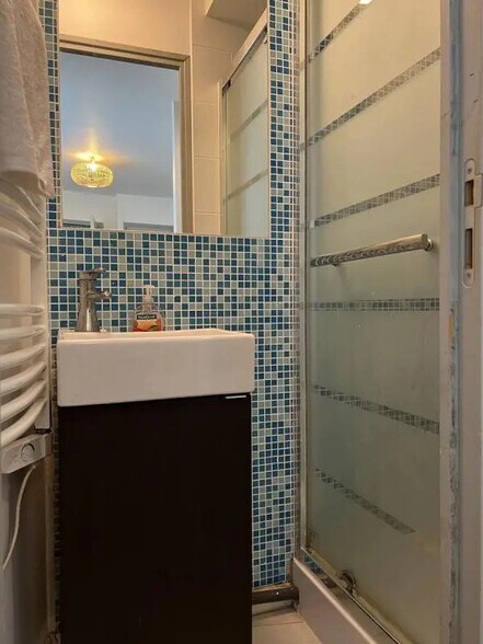 Commerce de détail dans Nantes à louer - Photo du bâtiment - Image 3 de 4