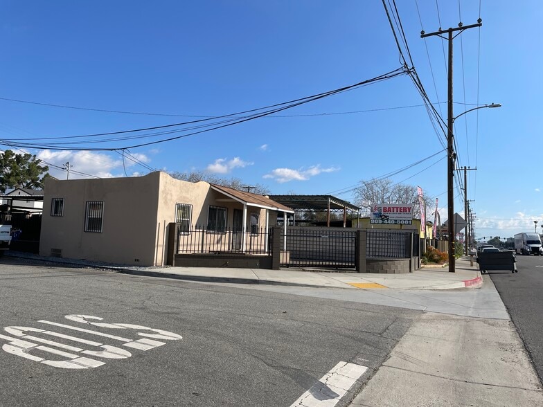 18966 Valley Blvd, Bloomington, CA for lease - Primary Photo - Image 1 of 12