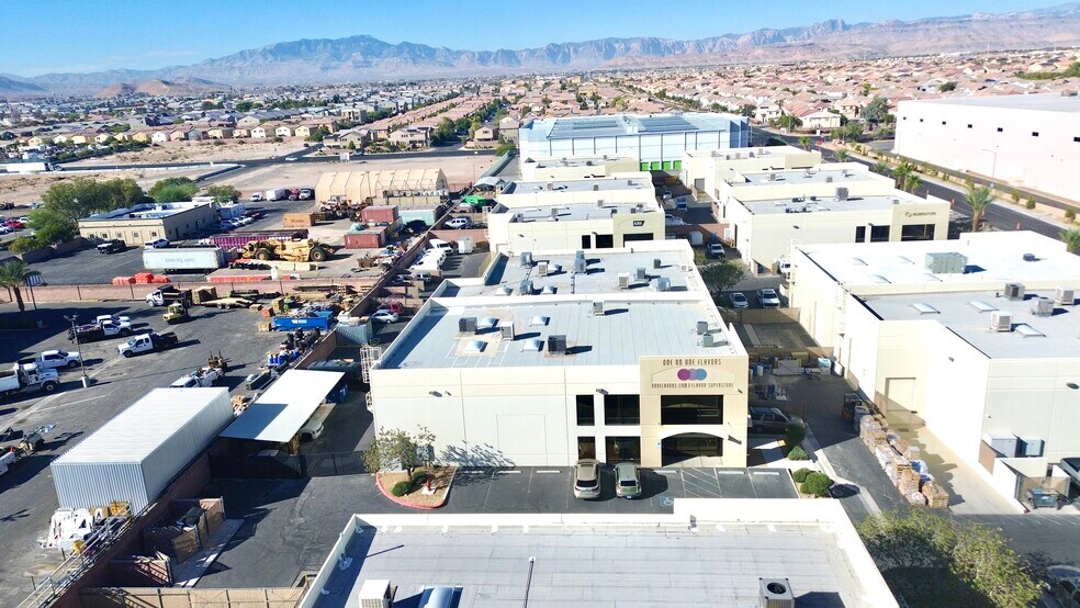 5945 W Wigwam Ave, Las Vegas, NV à vendre - Photo du bâtiment - Image 2 de 4