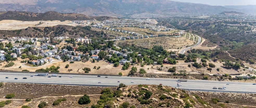 11225 Canoga ave, Chatsworth, CA for sale - Primary Photo - Image 1 of 4