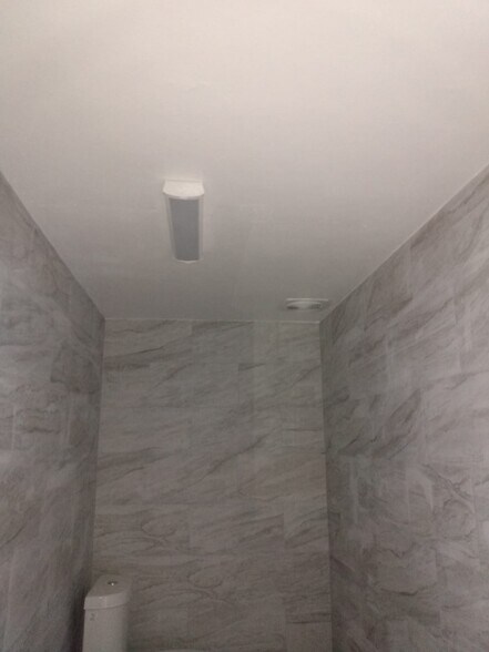 1000 S Dixie Hwy W, Pompano Beach, FL à louer - Photo intérieure - Image 2 de 13