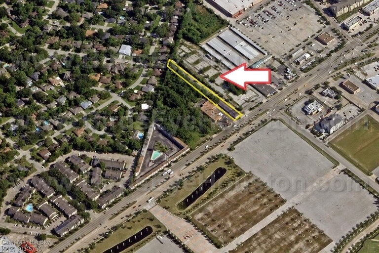 8800 S Main St, Houston, TX à louer Photo principale- Image 1 de 2