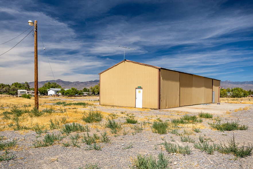 2271 N Barney St, Pahrump, NV à vendre - Photo du bâtiment - Image 1 de 1