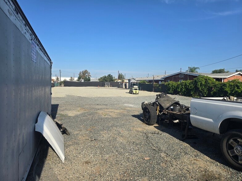 11146 Chico Ave, Pomona, CA for lease - Building Photo - Image 2 of 19
