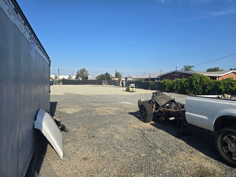 11146 Chico Ave, Pomona, CA à louer - Photo du bâtiment - Image 2 de 19