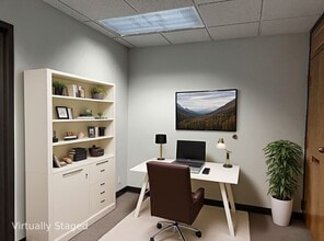 1703 E Skelly Dr, Tulsa, OK for lease Interior Photo- Image 2 of 8