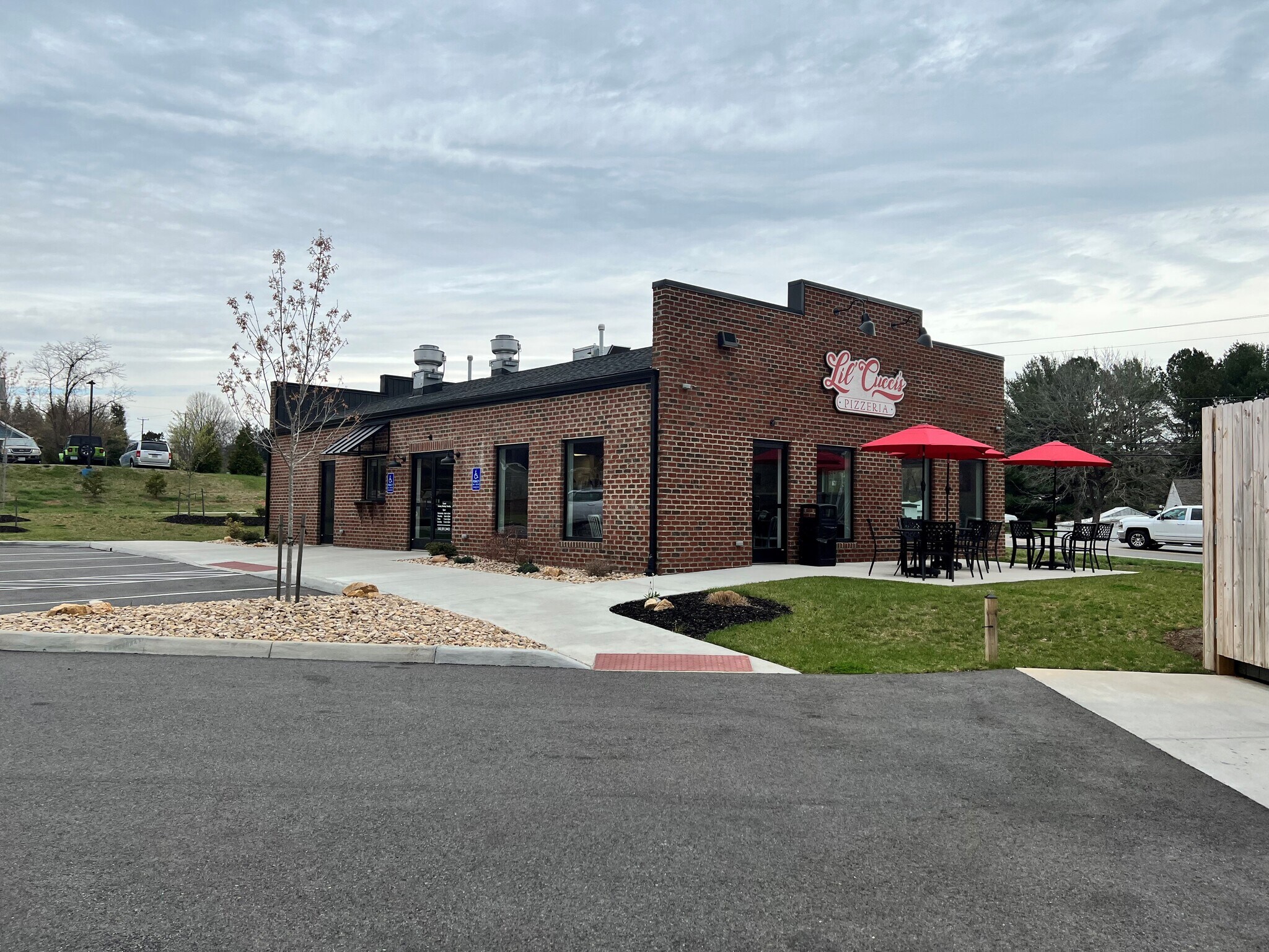 674 Teresa, Roanoke, VA à vendre Photo principale- Image 1 de 20