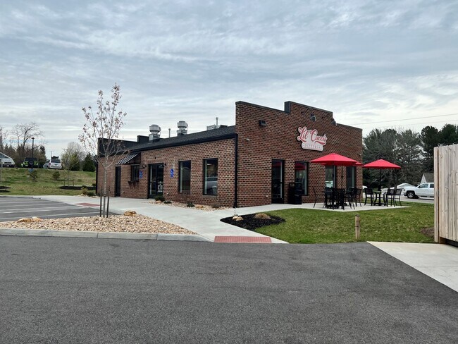 Plus de détails pour 674 Teresa, Roanoke, VA - Commerce de détail à vendre