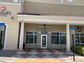 2355 vanderbilt beach Rd, Naples, FL for lease Interior Photo- Image 2 of 7