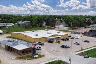 Plus de détails pour 1093 E 4th St, Ainsworth, NE - Commerce de détail à vendre