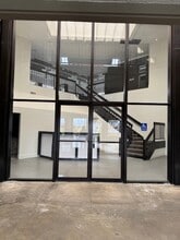 16561 Bolsa Chica St, Huntington Beach, CA for lease Building Photo- Image 2 of 17