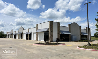 8200 SW Regional Airport Blvd, Bentonville AR - Warehouse