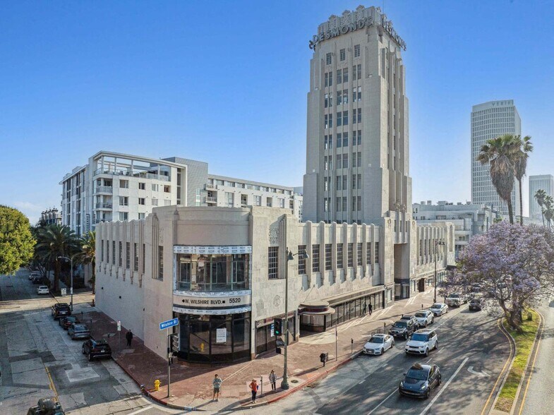 5500-5528 Wilshire Blvd, Los Angeles, CA à louer - Photo du bâtiment - Image 2 de 36