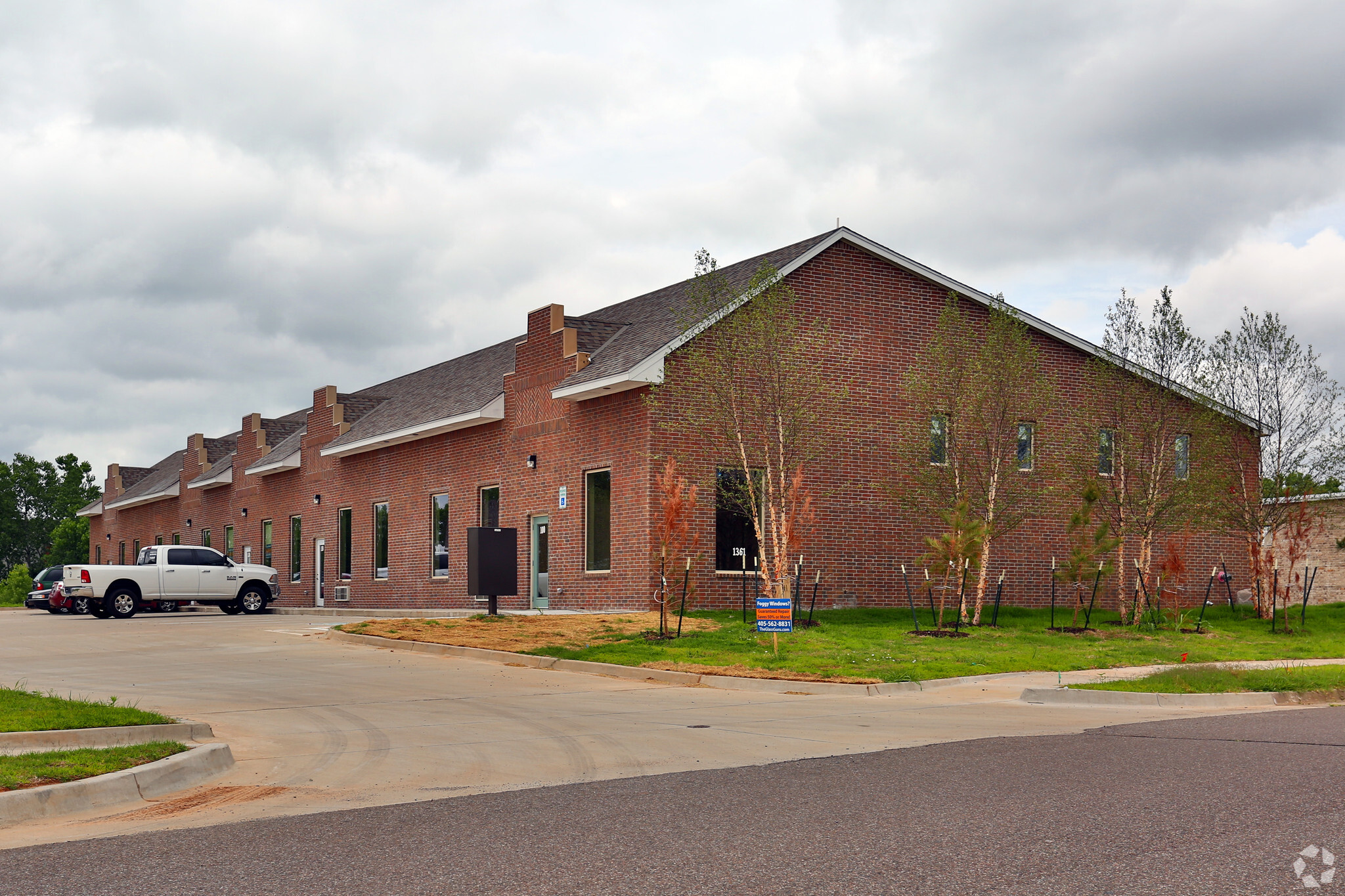 1361 N Fretz Dr, Edmond, OK for sale Primary Photo- Image 1 of 1