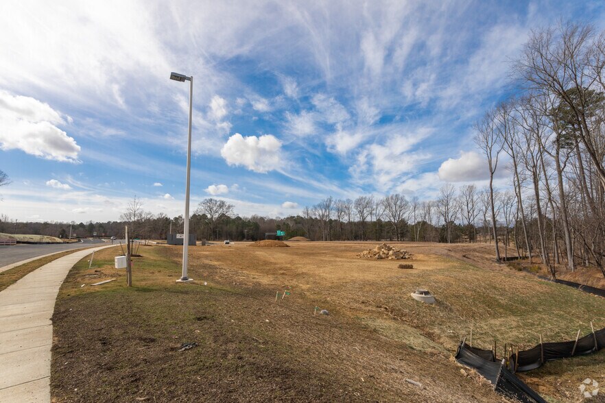 12638 Patterson Ave, Richmond, VA à louer - Photo du bâtiment - Image 3 de 8