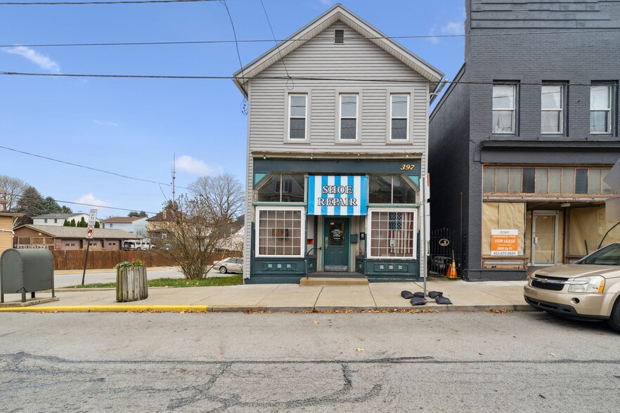 399 Adams St, Rochester, PA à vendre - Photo du bâtiment - Image 2 de 8