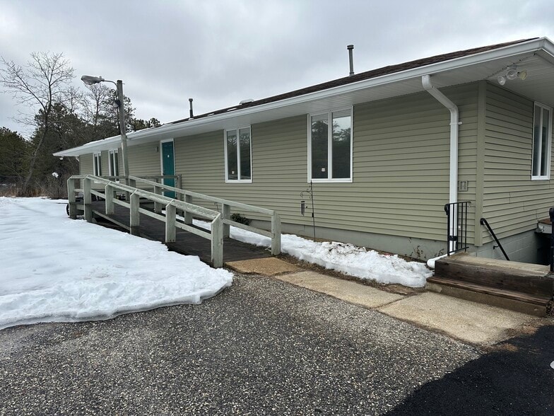 511 Dover Rd, Toms River, NJ for lease - Building Photo - Image 3 of 7