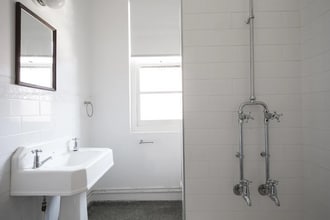 1 Saint Kilda Pl, Annerley for lease Interior Photo- Image 1 of 2