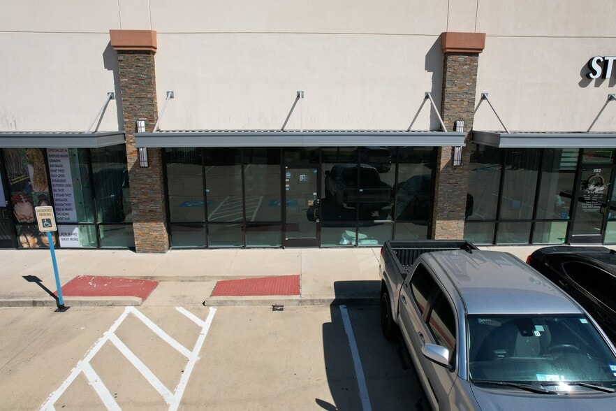 5030 Franz Rd, Katy, TX à louer - Photo du bâtiment - Image 3 de 8