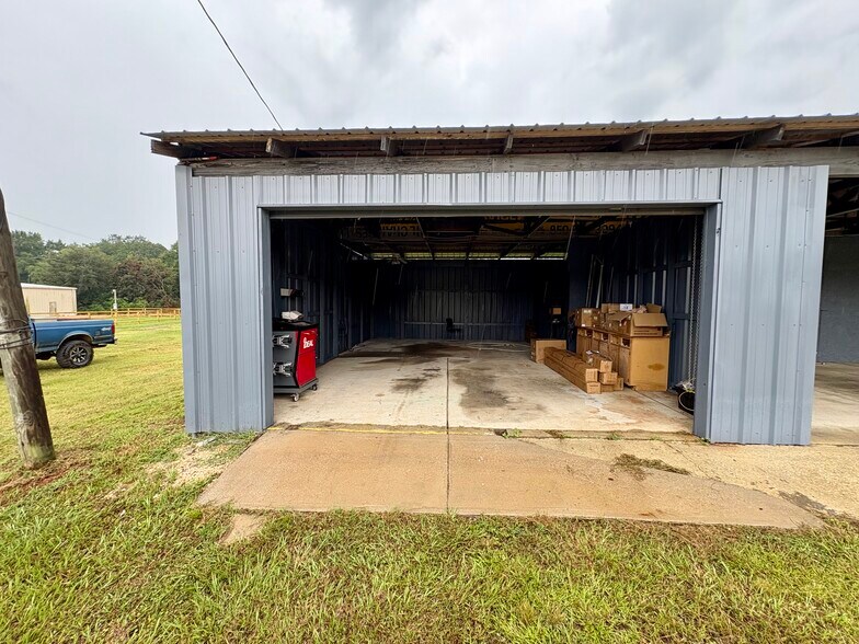 6490 US-29 Hwy, Molino, FL à louer - Photo du bâtiment - Image 3 de 8