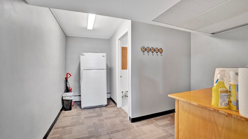 603-609 Manchester Rd, Mansfield, OH à louer - Photo du bâtiment - Image 2 de 17