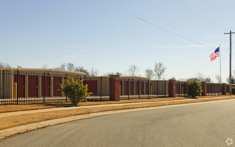 1050 John Mason Dr, Conway, AR for lease - Building Photo - Image 2 of 9
