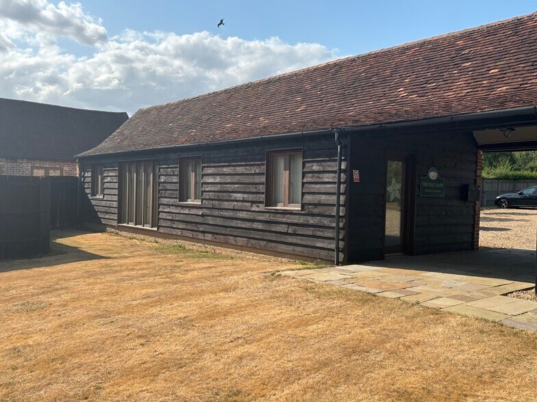 Bartletts Ln, Maidenhead à louer - Photo du bâtiment - Image 2 de 4