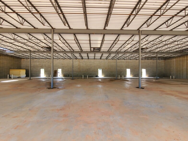 75 Executive Retail - TBD, Conroe, TX for lease - Interior Photo - Image 3 of 10
