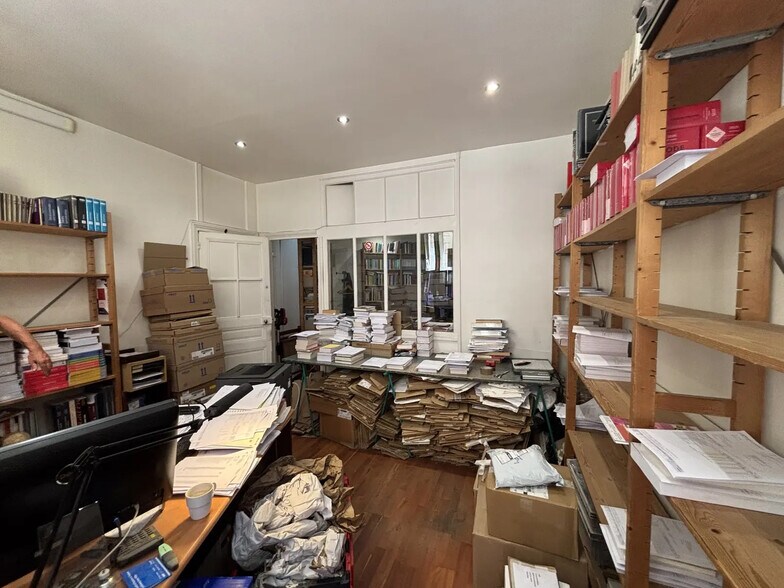 2 Bis Rue Tarbé, Paris à louer - Photo du bâtiment - Image 3 de 12