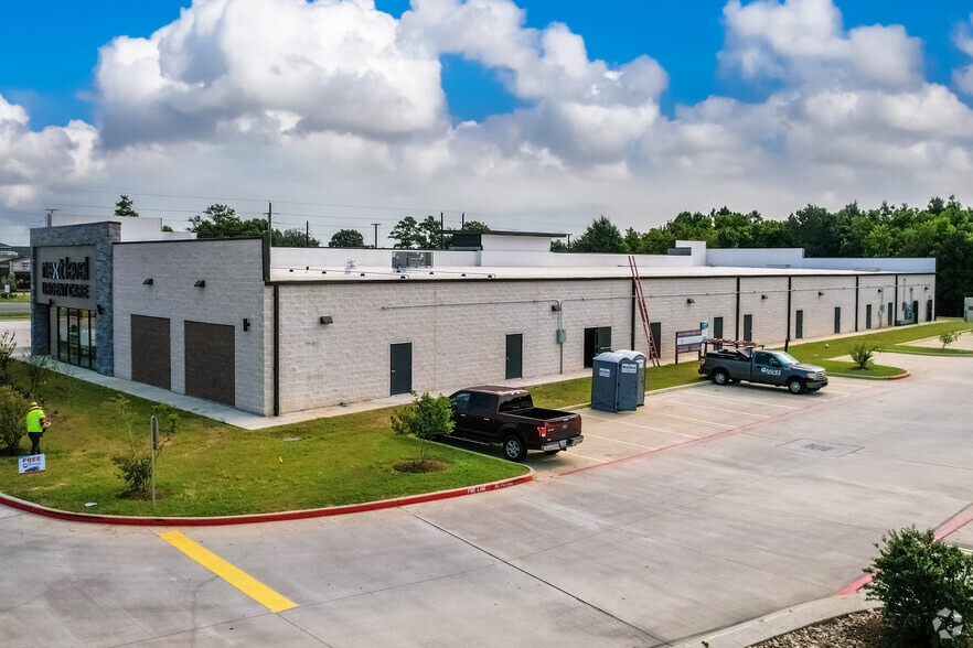 5211 FM 2920 Rd, Spring, TX for lease - Building Photo - Image 2 of 3