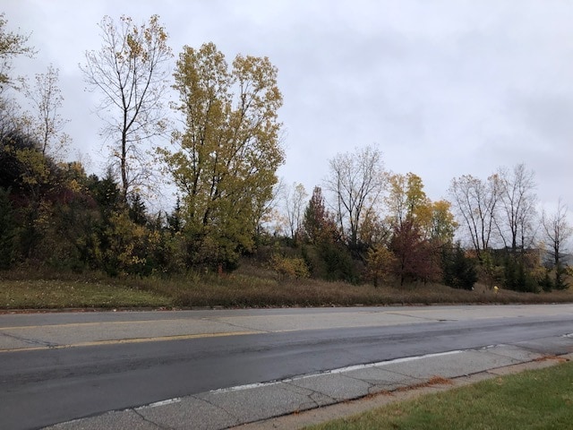 3801-SE Lake Eastbrook Blvd, Grand Rapids, MI for sale - Building Photo - Image 3 of 5