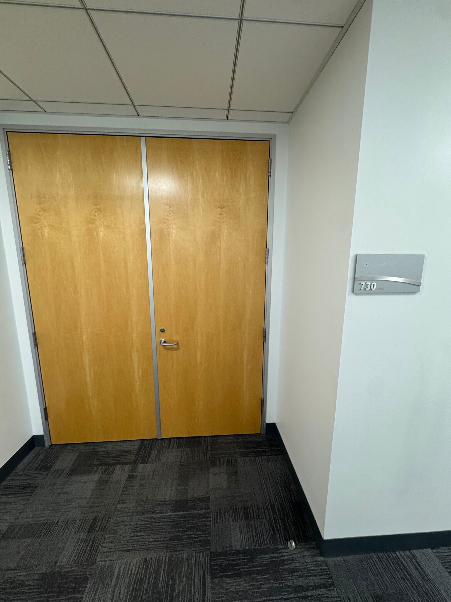 4 Hutton Centre Dr, Santa Ana, CA for lease Building Photo- Image 1 of 6