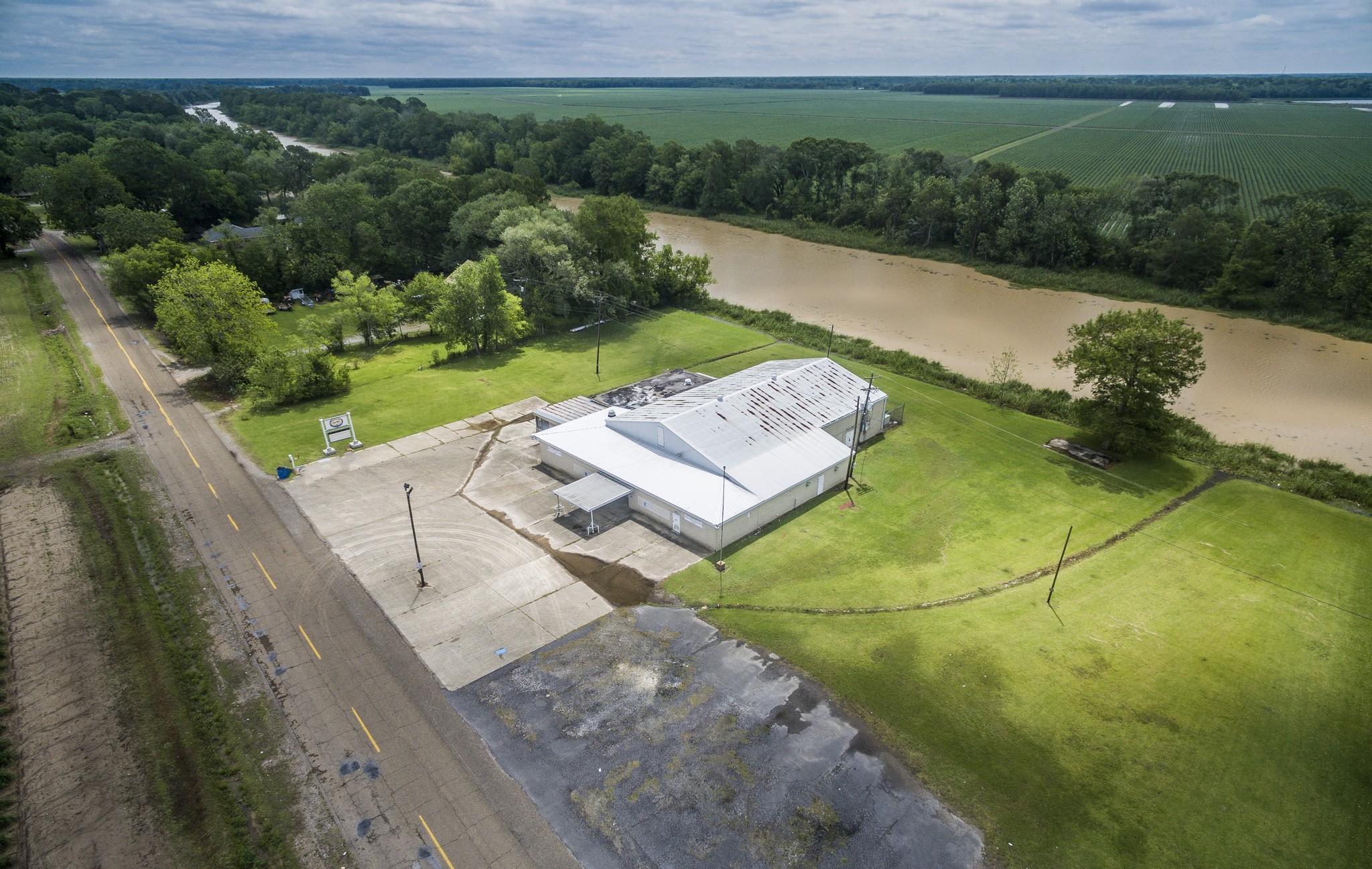 1330 Irish Bend Rd, Franklin, LA à vendre Photo principale- Image 1 de 1