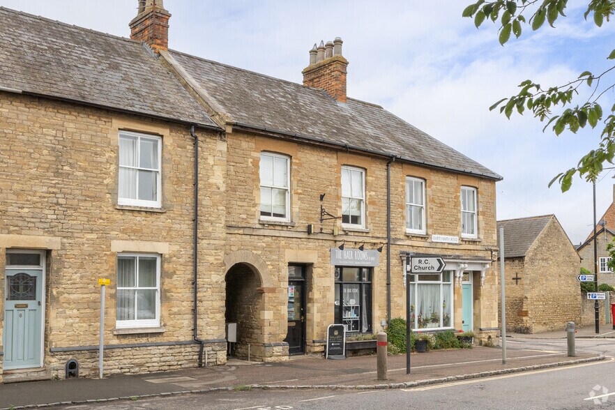 4 Dartmouth Rd, Olney à louer - Photo principale - Image 1 de 17