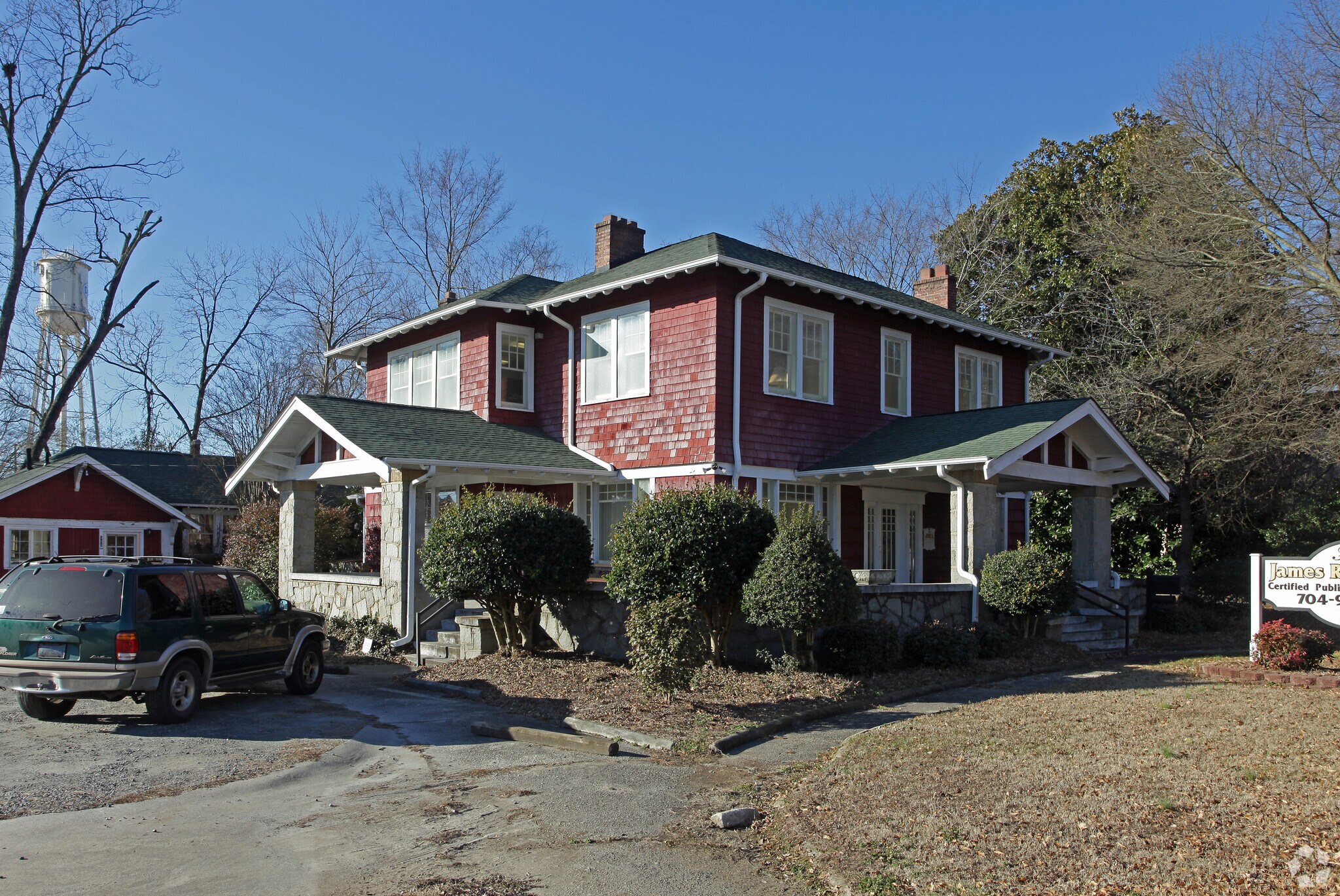 303 W Trade St, Dallas, NC à vendre Photo du bâtiment- Image 1 de 33