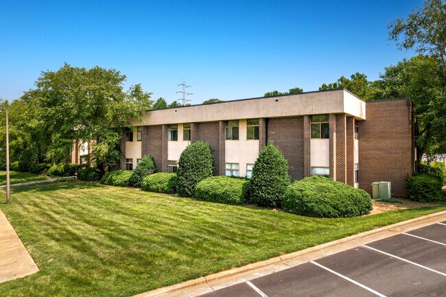 More details for 3623 Latrobe Dr, Charlotte, NC - Coworking for Lease