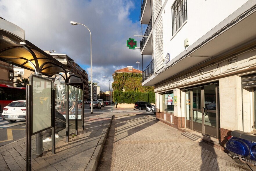 de Dílar, 9, Granada, Granada for sale - Building Photo - Image 3 of 18
