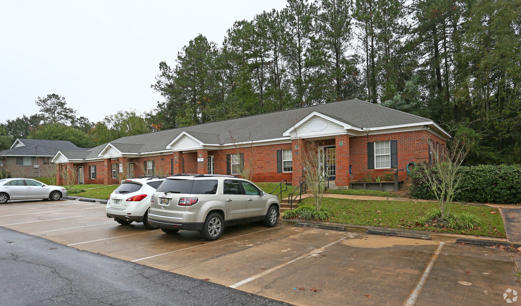 221 Delta Ct, Tallahassee, FL for lease Primary Photo- Image 1 of 2